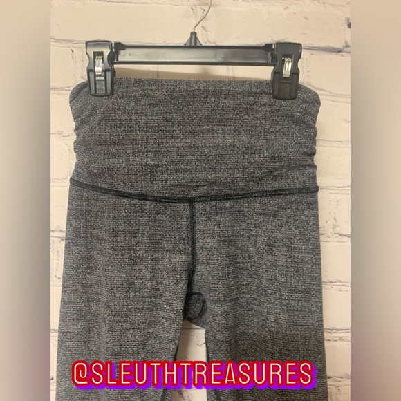 Lululemon Still Mind Tight Interlink Ice Grey Black Size 4 Full Length Leggings - Picture 2 of 8